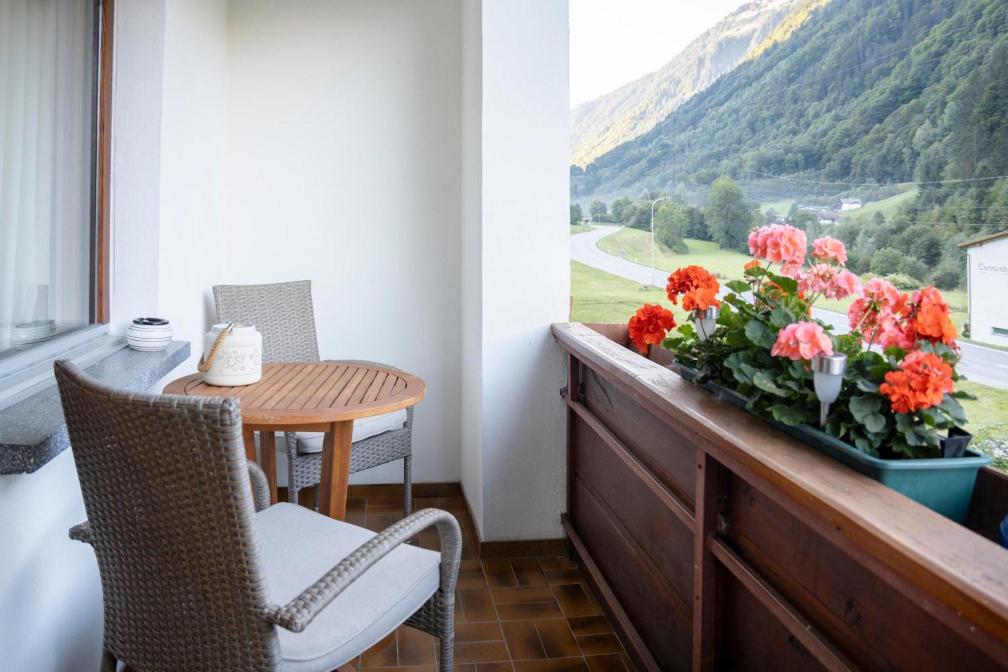Haus Limat Apartamento Schruns Exterior foto